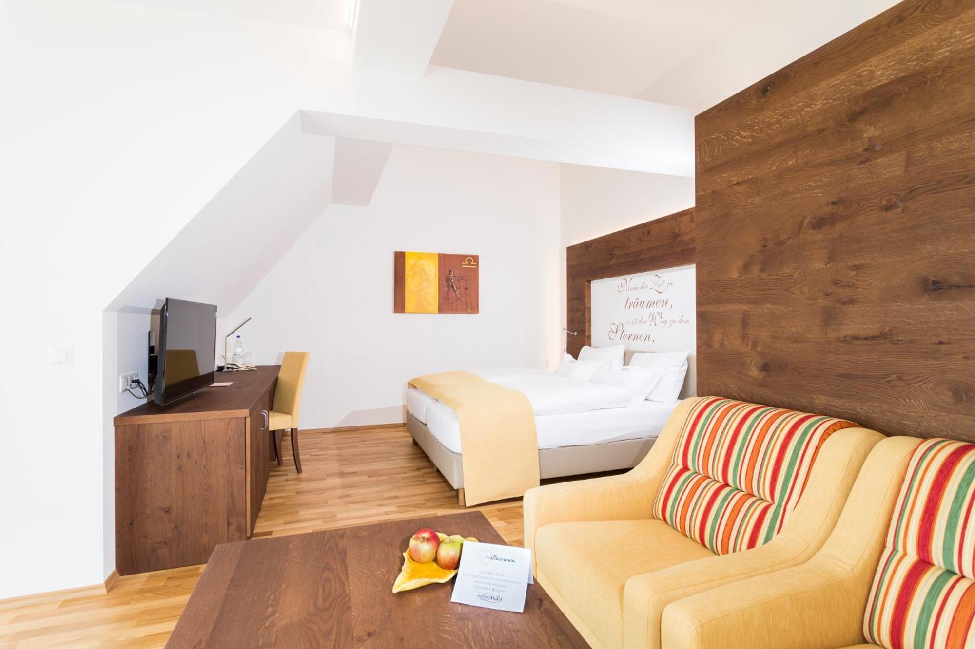 Joglland Hotel Prettenhofer Wenigzell Buitenkant foto
