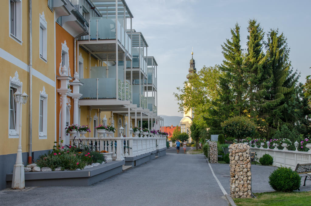 Joglland Hotel Prettenhofer Wenigzell Buitenkant foto