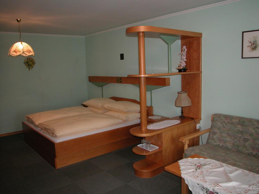 Joglland Hotel Prettenhofer Wenigzell Buitenkant foto