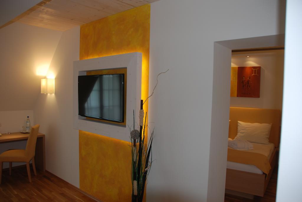 Joglland Hotel Prettenhofer Wenigzell Buitenkant foto